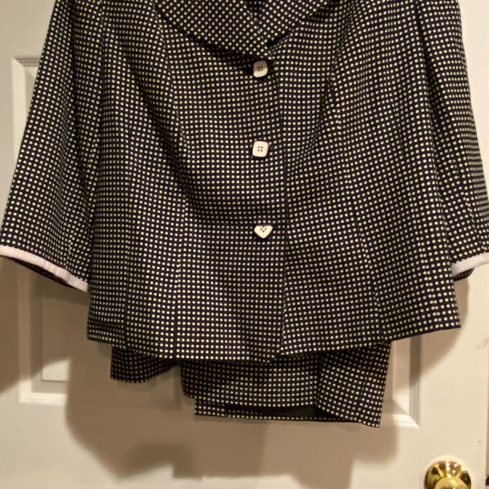 Women’s Suit